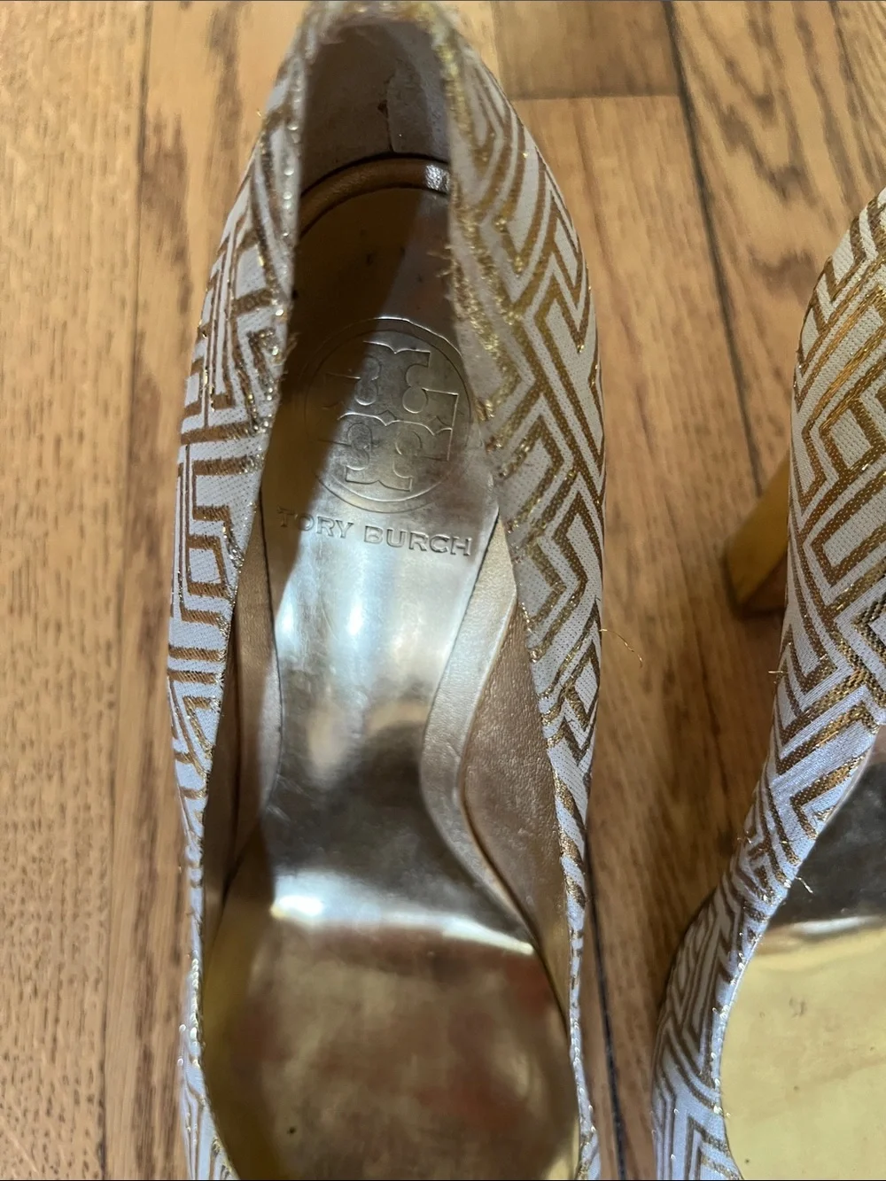 Tory Burch White and Gold Geometric Pump Heels